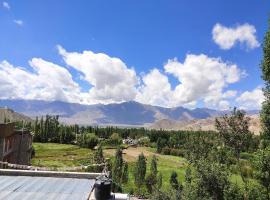 Leh Town Residency Leh，位于列城的酒店