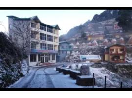 Hotel Pangot Himalayan View, Pangoot, Uttarakhand，位于奈尼塔尔的酒店