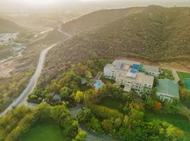 Essentia Luxury Resort & Spa Udaipur，位于乌代浦的酒店