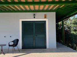 Guesthouse Shtëpia në Pyll，位于Bizë的酒店