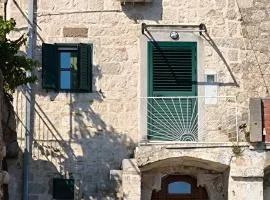 Family Stone House with Sea View and Parking - Pets welcome