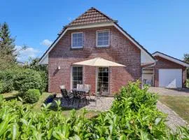 Awesome Home In Warthe With Kitchen