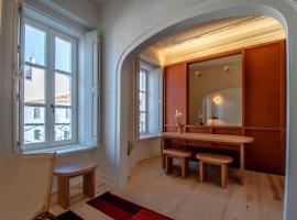Maison Boheme - Cascais Historic Apartment，位于卡斯卡伊斯的酒店