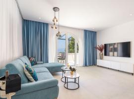 Spacious Condo 2-Bedroom Apartment Raat