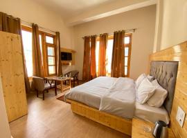 hotel Yolax，位于Kyelang的酒店
