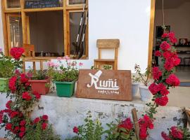 Rumi Cafe and Stay，位于列城的酒店