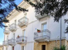 Monti D'Abruzzo holiday home，位于Crecchio的酒店