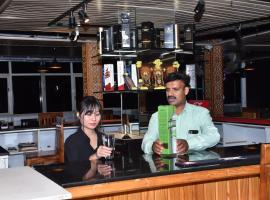 Hotel PC Mysore !! Top Rated & Most Awarded Property in Mysore !!，位于迈索尔的酒店