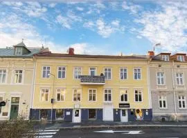 Sekelskiftescharm i Hjärtat av Strömstad, 4 bäddar - Historic Charm, for 4 Guests