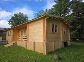 Spruce Cabin - Cabins at Aithernie, East Fife，位于利文-法夫的酒店