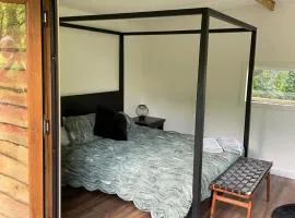 Kestrel lodge