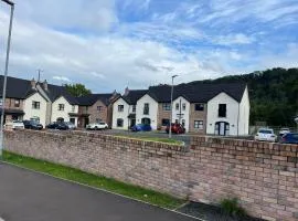 Glynn Village