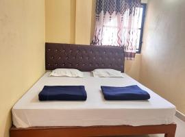 Family Home Stay，位于Māvalli的酒店