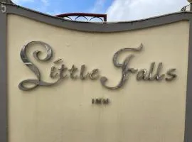 Little Falls Tagaytay，位于大雅台的度假村