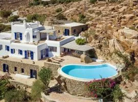 Villa Leo - Sea View Elegance and Infinity Pool