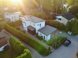 Beautiful house in Marjaniemi, Helsinki，位于赫尔辛基的酒店