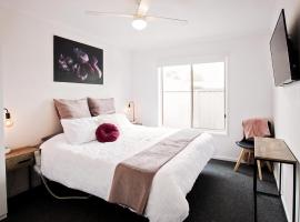 Sunny Shackell - Echuca Moama Holiday Accommodation，位于伊丘卡伊丘卡的酒店