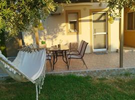 Mary's Home 2，位于Asproklissi的酒店