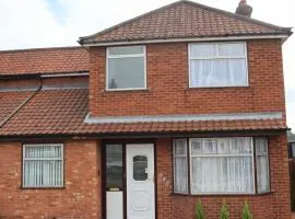 Comfort In Ipswich -3 bedroom house