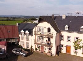 Ferienhof Mayischhof，位于Lauperath的酒店