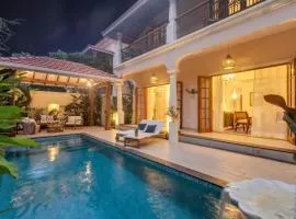 ELIVAAS 4 BHK with Pvt pool & Bar - PinkSky