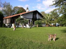 Entre mer et montagne，位于阿斯帕朗的酒店