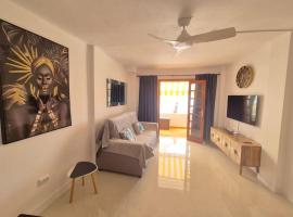 Ferienwohnung modern,Strandnähe, Club Olympus, Garten City Tenerife，位于法纳贝海滩的酒店