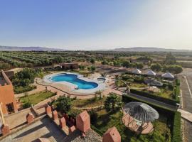 Benyakoub，位于Mahirija的酒店