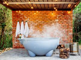 The Soirée Exclusive Residence，位于Mount Pleasant的酒店