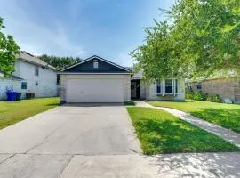 Pet-Friendly Corpus Christi Home 12 Mi to Beach!