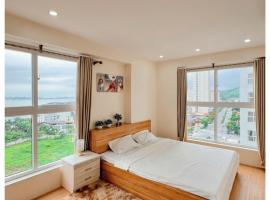Chuỗi căn hộ 3 phòng ngủ đầy đủ tiện nghi - trung tâm Bãi Cháy - gần chợ，位于下龙湾的酒店