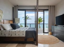 Oceanview 2BR Apartment,Tankah Bay , Gated，位于Tankah的酒店