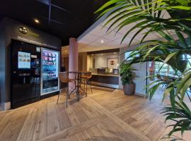 B&B HOTEL Clermont-Ferrand Nord Riom，位于里永的酒店