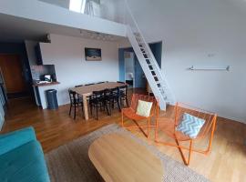 Bel appartement 50m de la plage，位于维桑的酒店