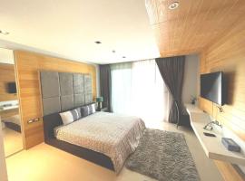 Emerald Terrace Condo 5-Studio Garden zen，位于芭东海滩的酒店