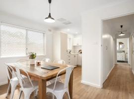 Bullion Bungalow - Stylish, Secure 3 Bed Stay