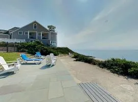 Immaculate Beach Condo