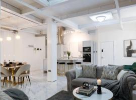 Luxury, open plan apartment，位于布雷得佛的酒店