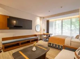 1 BR Luxe Apartment Direct Pool Access in Nusa Dua