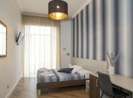 Rooms Garibaldi，位于那不勒斯的酒店