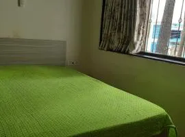 Lovely 1 bedroom rental unit in Mumbai, Carter Road