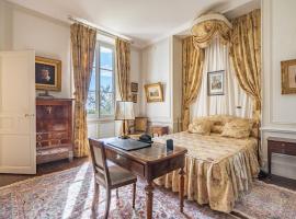 Château de famille - Dangeul - 15 personnes，位于Dangeul的酒店