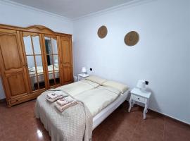 Rincón de Joel Habitación con baño privado，位于拉奥罗塔瓦的酒店