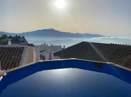 Casita de los Azulejos in Comares