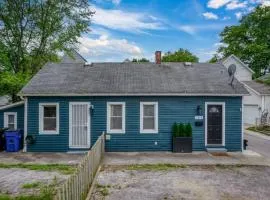 Charming Home in Cleveland 3215