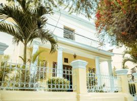 Hotel Las Palmeras，位于皮乌拉皮乌拉国际机场 - PIU附近的酒店