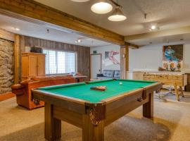 Thunderhead Lodge Condo 204 - Modern Heated Pool & Games，位于加文门特营的分契式公寓