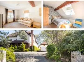 Sharons Retreat your own private lounge bedroom Bathroom and the use of a hot tub I also live here
