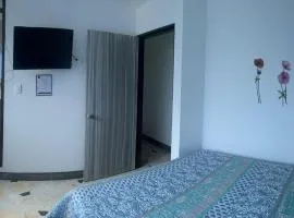 Room cerca al aeropuerto