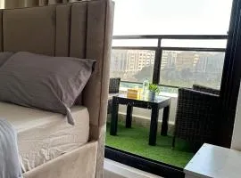 Wonder Balcony Room - Heart of Abu Dhabi